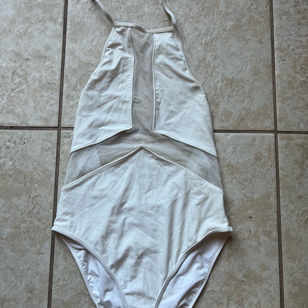 no brand womens one piece white swimsuit lace waist s/m